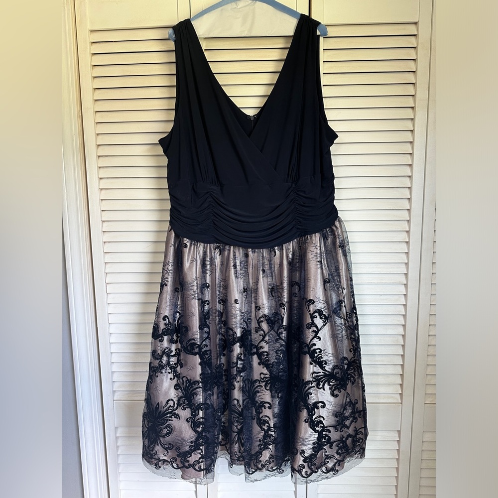 Navy and gold Dress Barn Collection cocktail dress